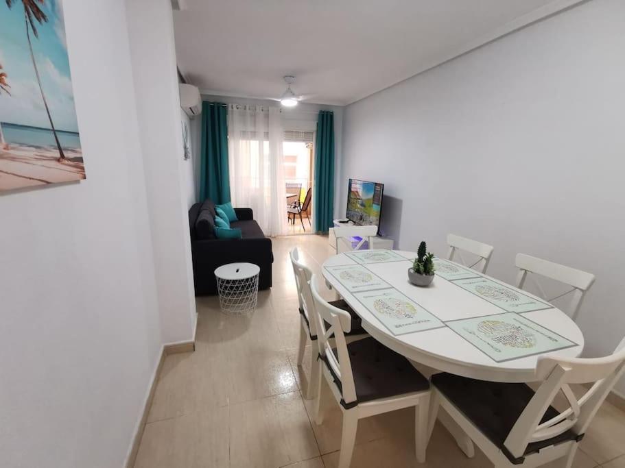 Apartamento Playa Cura Torrevieja Exteriér fotografie